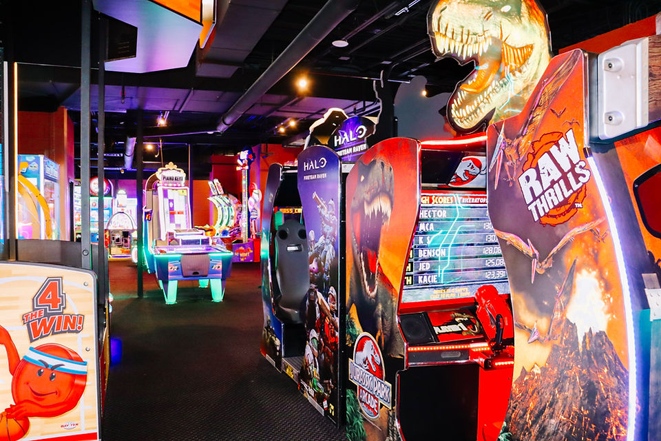 colorful arcade games at king's entertainment