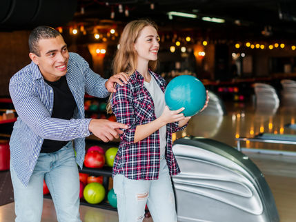 family bowling at king's entertainment