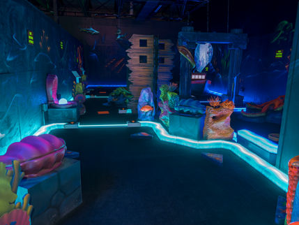 indoor mini golf